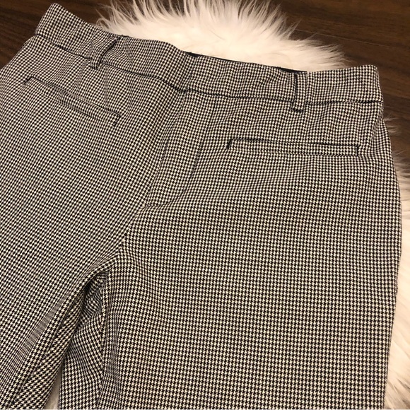 ANTHROPOLOGIE MAEVE Slim Kick Houndstooth Print Cropped Pants - Picture 4 of 13